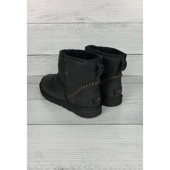 UGG Australia Men\'s 8 Classic Mini Stitch Deco Black Leather Stitching Boots main image 14